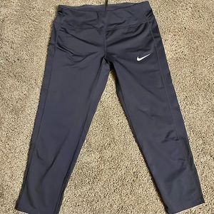 Nike Active Capri Pants